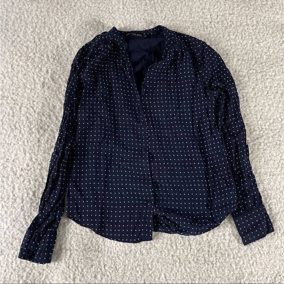 Zara small button down shirt - Picture 1 of 6